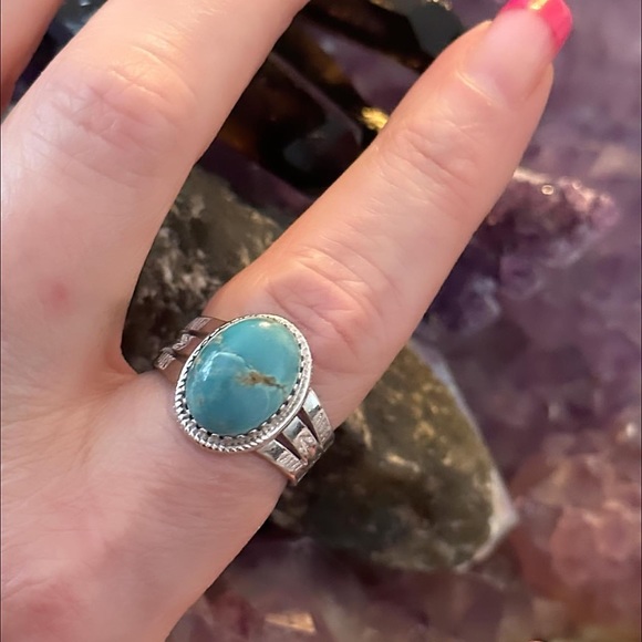 Turquoise southwestern sterling silver ring - Picture 5 of 8
